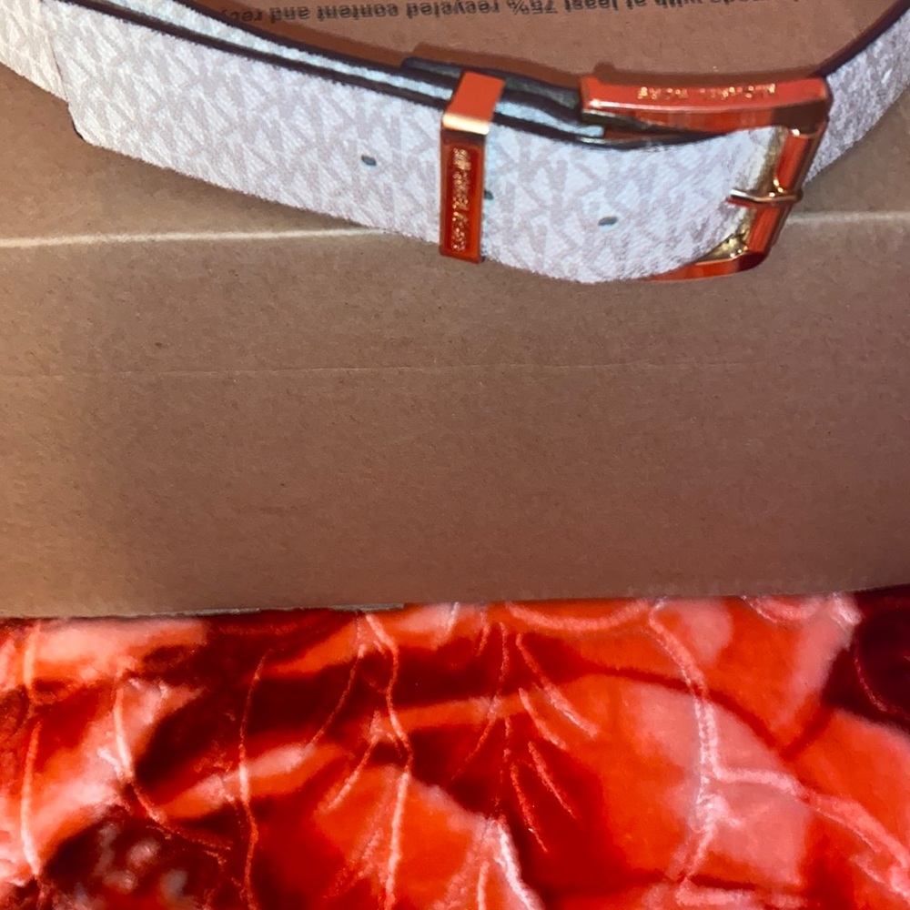 Micheal kors belt